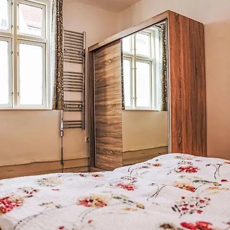 Appartement Karl Ii- By Interhome