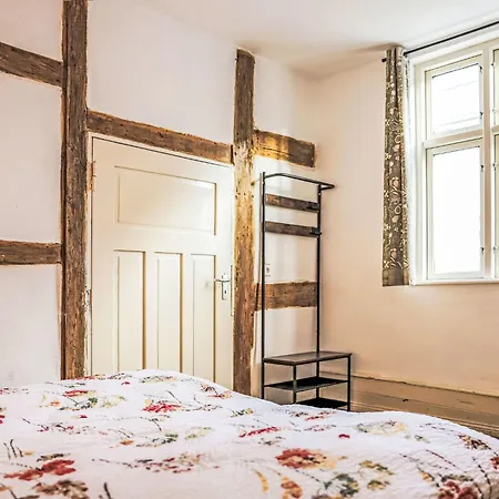 Karl Ii- By Interhome *