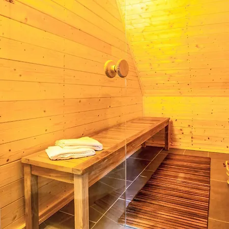 Karl Ii- By Interhome *